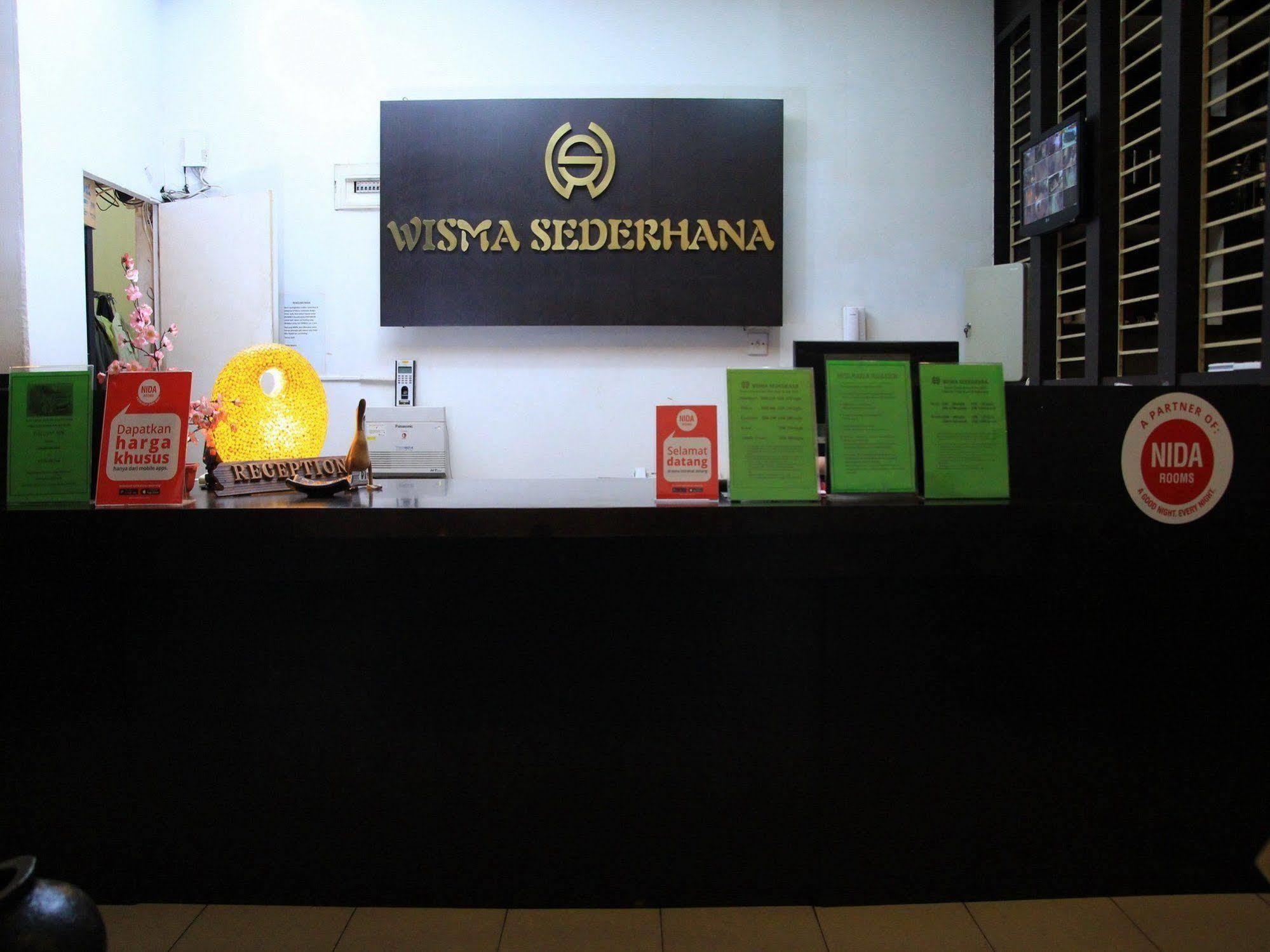 Wisma Sederhana RedPartner Medan Exterior foto